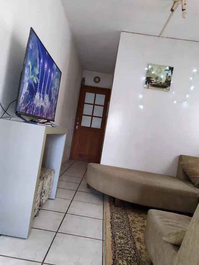 Quarto em Acomodações Particulares Casa De Pessoas Felizes! Apartamento Florianópolis