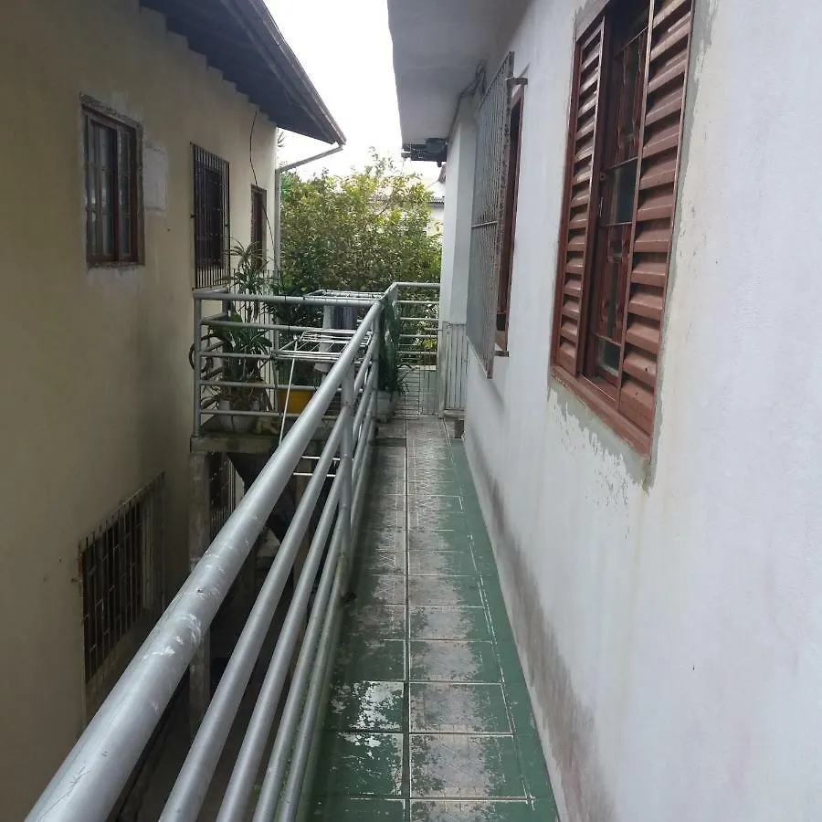 Quarto em Acomodações Particulares Casa De Pessoas Felizes! Apartamento Florianópolis